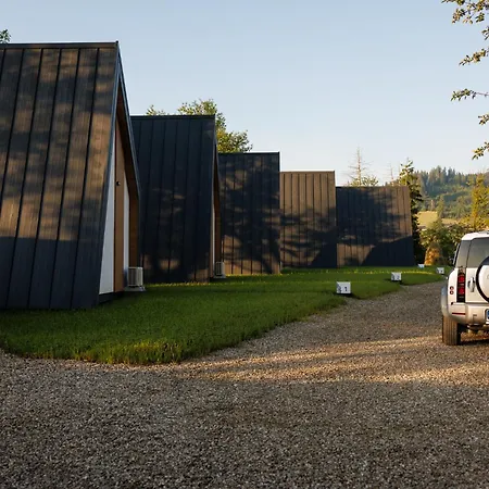 Campingplads Reconnect Glamping Stulpicani